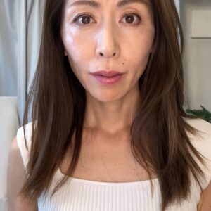 表情｜女性_40代_悲しむ女性