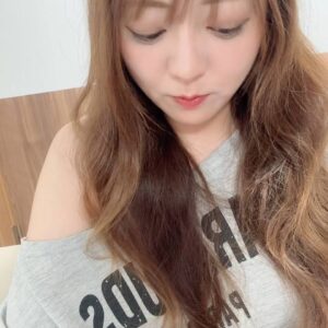 彼氏目線｜ひとくちあげる女性(1)