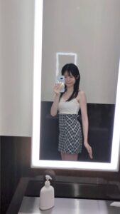 ダイエット｜ウエストの細い女性