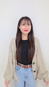 チェックしてね(下)女性｜ポーズ