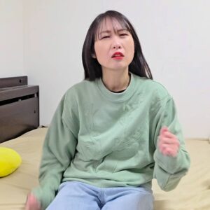 駄々こねる女性｜ポーズ｜失恋｜マッチング