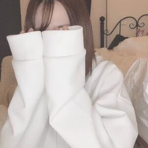 ぱっと笑顔になる女性｜Before｜After｜美容｜スキンケア