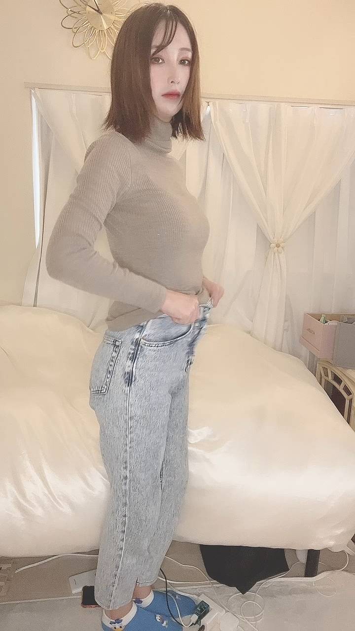 ウエストが細くなった女性｜ダイエット｜美容