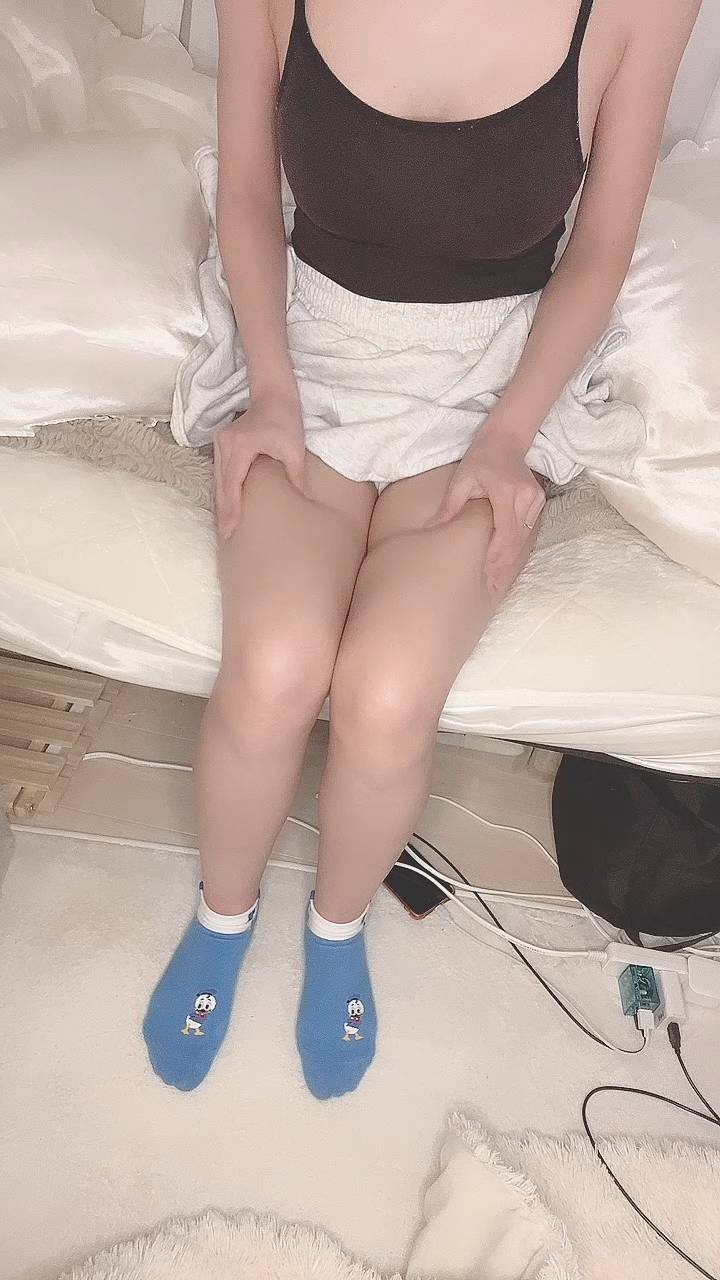 太ももがきになる女性｜ダイエット｜クリニック