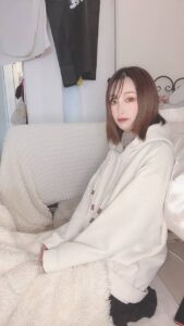 近寄る女性｜カメラ目線｜彼氏目線