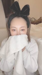 洗顔が終わった女性｜朝｜準備