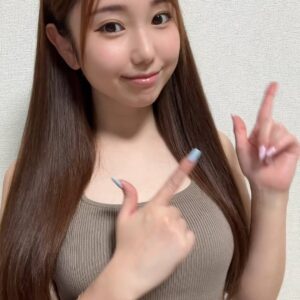 左右に指差しする女性｜ポーズ｜矢印