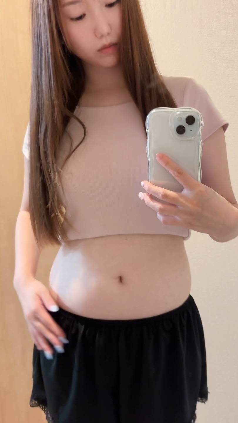 お腹(腰回り)が気になる女性｜ダイエット｜痩身｜肥満