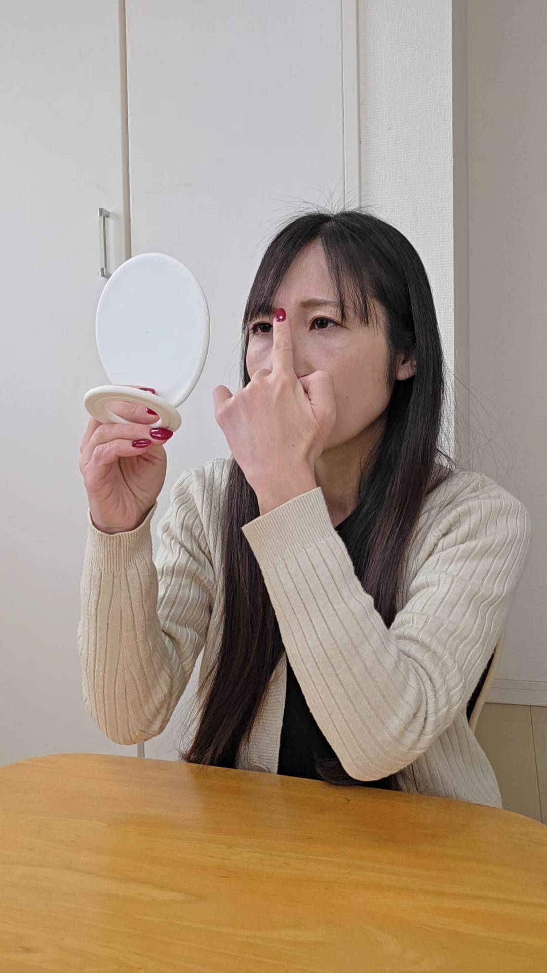 「このシワ前より深くなってる...」｜声あり｜美容｜スキンケア｜脱毛