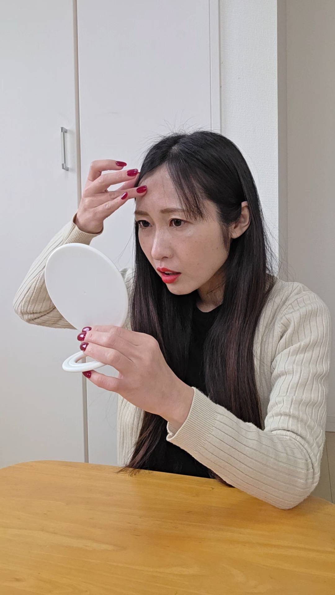 「テカリ酷くない?」｜声あり｜美容｜スキンケア｜おでこ