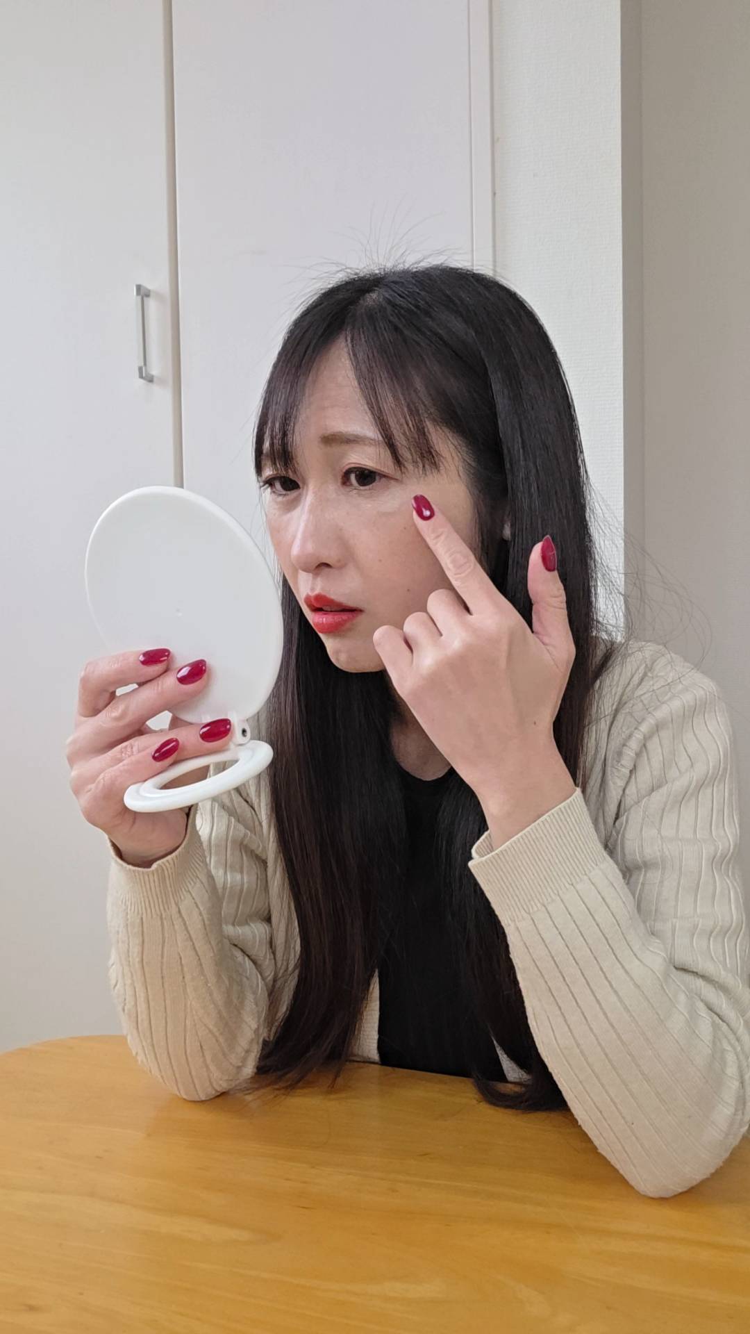 「乾燥でカサカサ、どうしよう...」｜声あり｜美容｜スキンケア｜